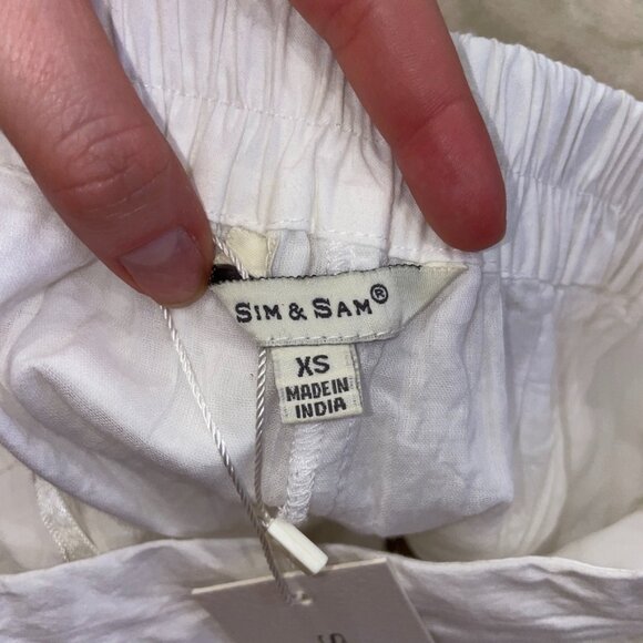 NWT Sim & Sam white ruffle mini skirt size XS - Picture 3 of 7